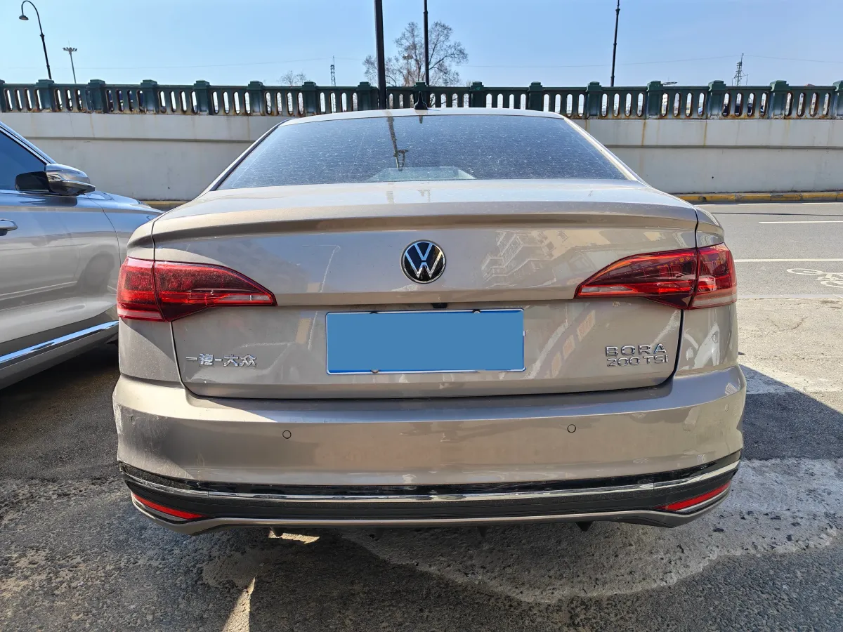 2023 Volkswagen Bora 1.2T 116HP L4 7DCT,autocango,china used car exporter,china ev exporter,chinese used car exporter,chinese used ev exporter