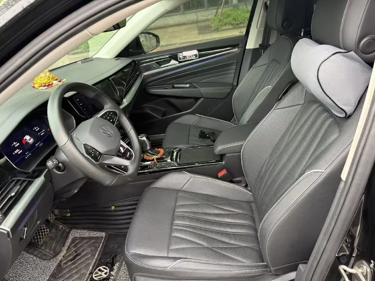 2023 Volkswagen Passat 2.0T 186HP L4 7DCT,autocango,china used car exporter,china ev exporter,chinese used car exporter,chinese used ev exporter