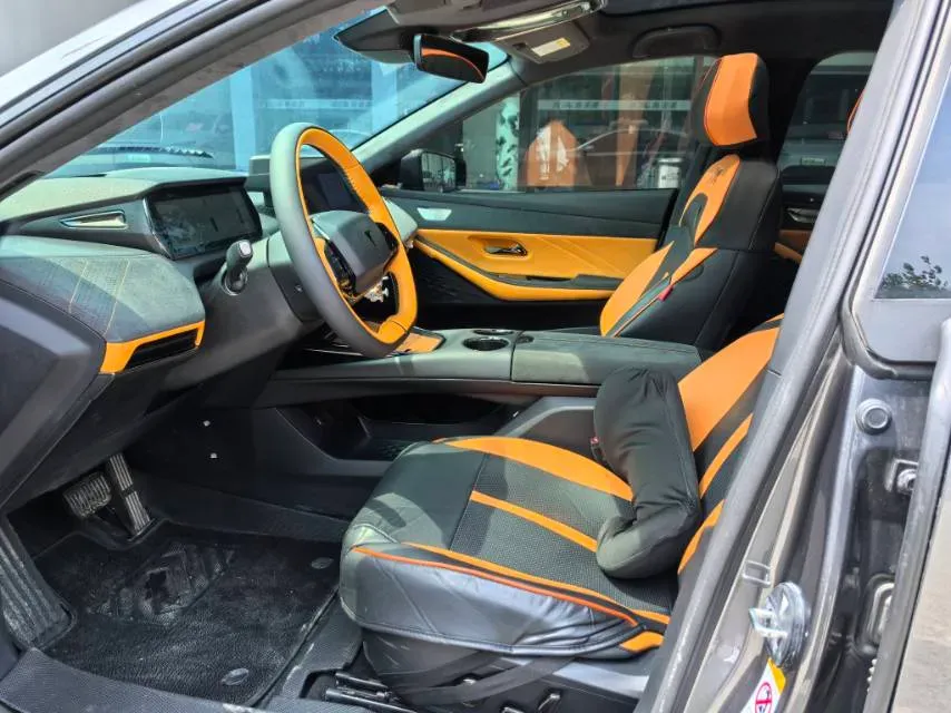 2025 Deepal SL03 BEV 56.1KWH,autocango,china used car exporter,china ev exporter,chinese used car exporter,chinese used ev exporter