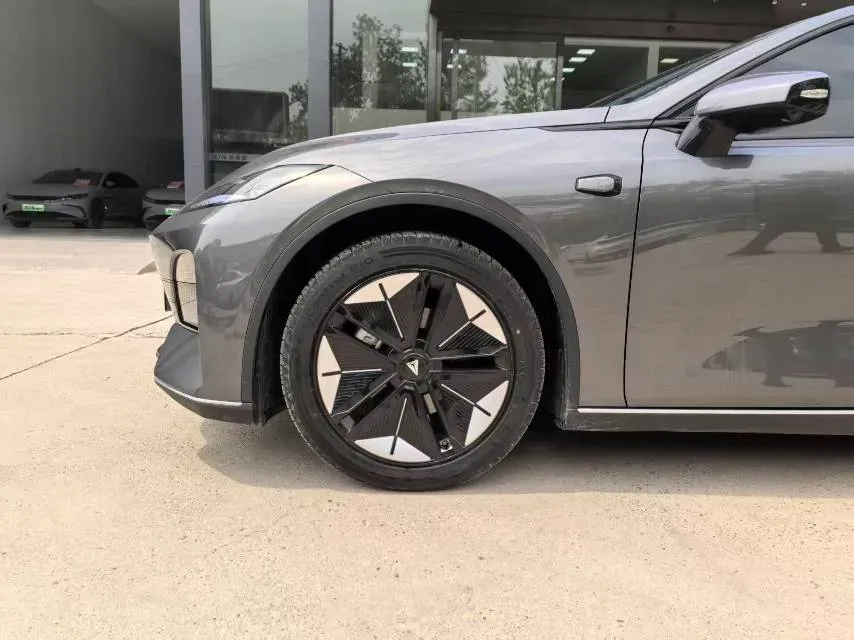 2025 Deepal SL03 BEV 56.1KWH,autocango,china used car exporter,china ev exporter,chinese used car exporter,chinese used ev exporter