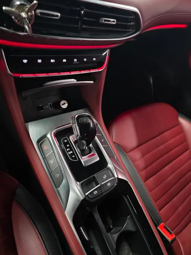 2019 MG HS 2.0T 231HP L4 6DCT,autocango,china used car exporter,china ev exporter,chinese used car exporter,chinese used ev exporter