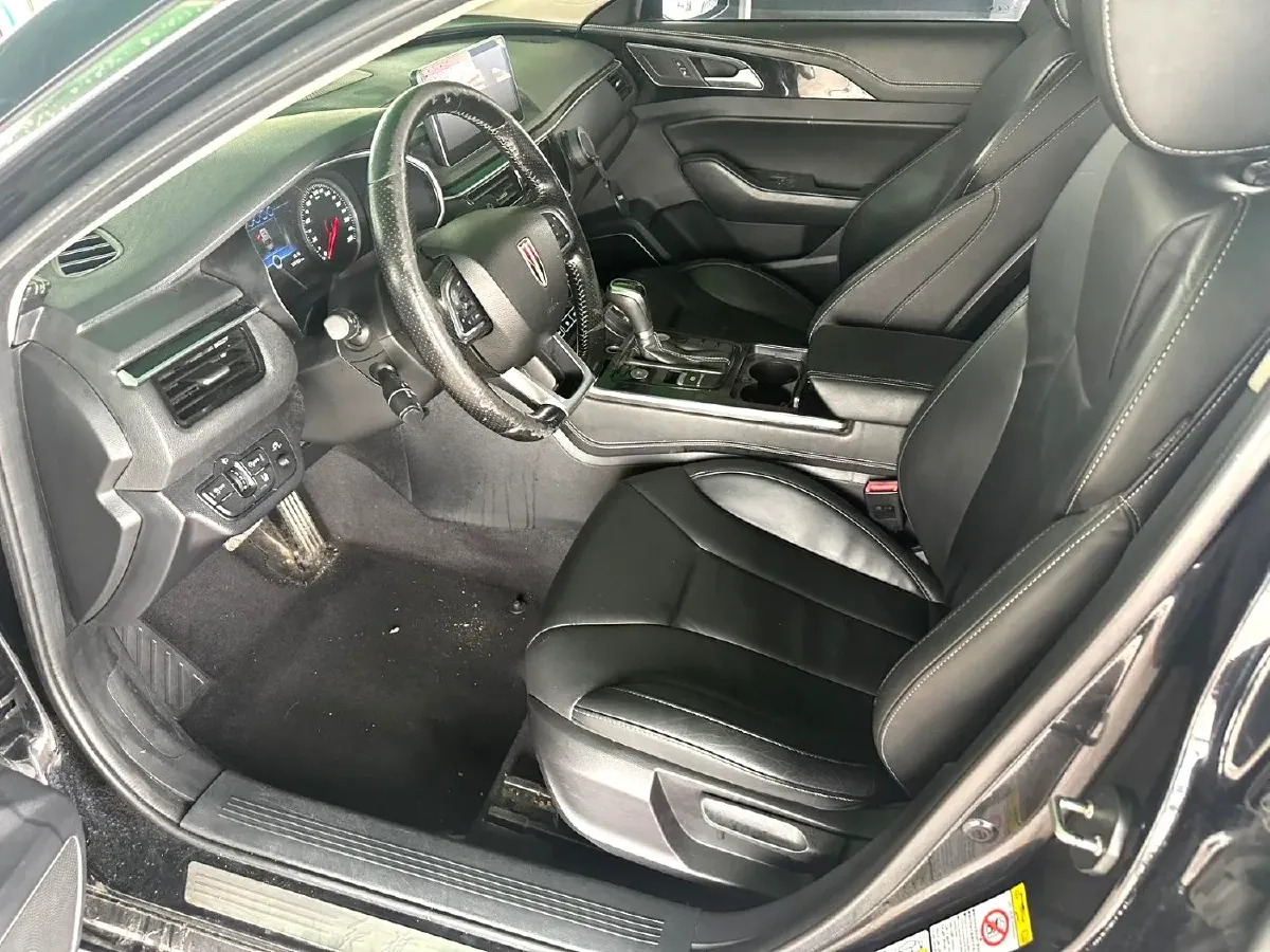 2019 HongQi H5 1.8T 180HP L4 6AT,autocango,china used car exporter,china ev exporter,chinese used car exporter,chinese used ev exporter