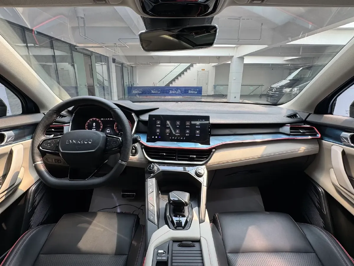 2020 LYNK&CO 06 1.5T 177HP L3 7DCT,autocango,china used car exporter,china ev exporter,chinese used car exporter,chinese used ev exporter