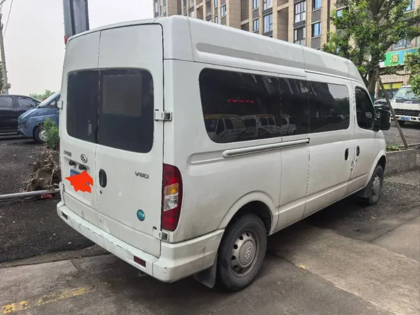 2023 MAXUS XinTu V80 2.0T 127HP L4 6MT,autocango,china used car exporter,china ev exporter,chinese used car exporter,chinese used ev exporter