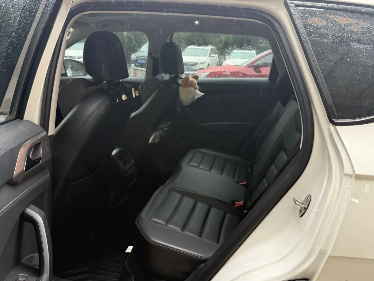 2021 Volkswagen Tharu 1.4T 150HP L4 7DCT,autocango,china used car exporter,china ev exporter,chinese used car exporter,chinese used ev exporter