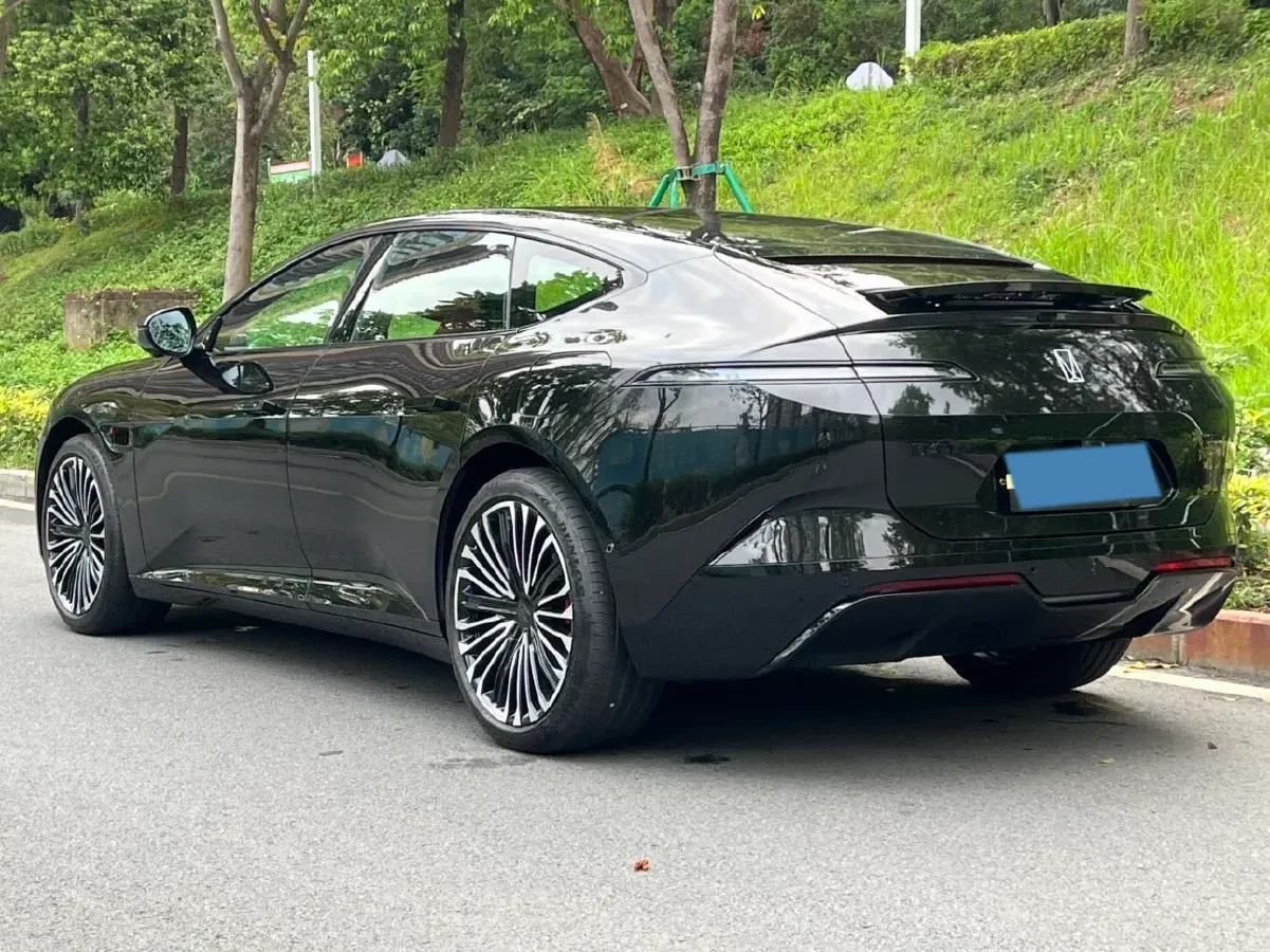 2025 Avatr 12 BEV,autocango,china used car exporter,china ev exporter,chinese used car exporter,chinese used ev exporter