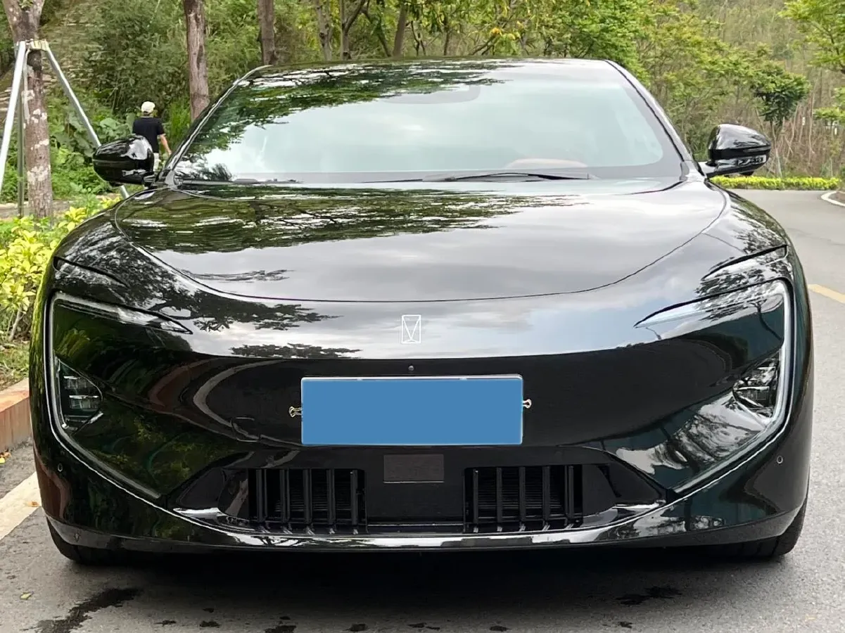 2025 Avatr 12 BEV,autocango,china used car exporter,china ev exporter,chinese used car exporter,chinese used ev exporter