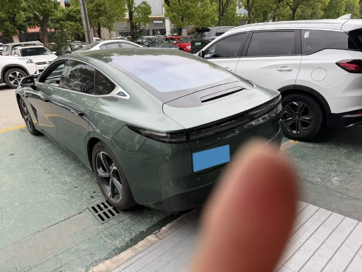 2024 Jaguar E-PACE 1.5T 200HP L3 8AT,autocango,china used car exporter,china ev exporter,chinese used car exporter,chinese used ev exporter