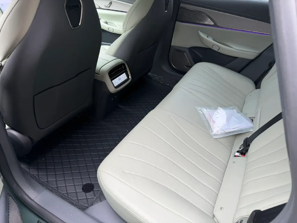 2024 Jaguar E-PACE 1.5T 200HP L3 8AT,autocango,china used car exporter,china ev exporter,chinese used car exporter,chinese used ev exporter