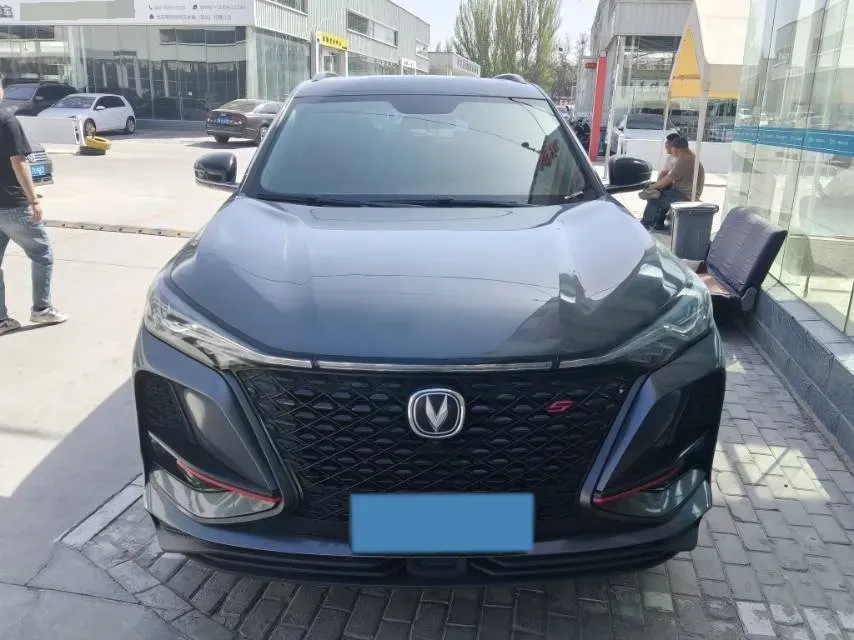 2021 ChangAn CS75 Plus 1.5T 178HP L4 6AT,autocango,china used car exporter,china ev exporter,chinese used car exporter,chinese used ev exporter