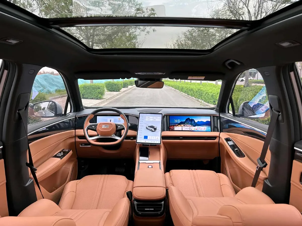 2025 Geely Galaxy L7 1.5L 112HP L4 1DHT PHEV 18.4KWH,autocango,china used car exporter,china ev exporter,chinese used car exporter,chinese used ev exporter