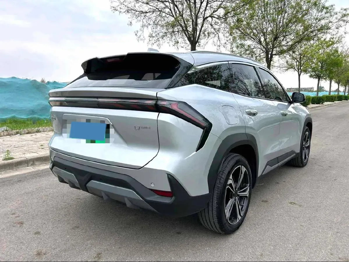 2025 Geely Galaxy L7 1.5L 112HP L4 1DHT PHEV 18.4KWH,autocango,china used car exporter,china ev exporter,chinese used car exporter,chinese used ev exporter