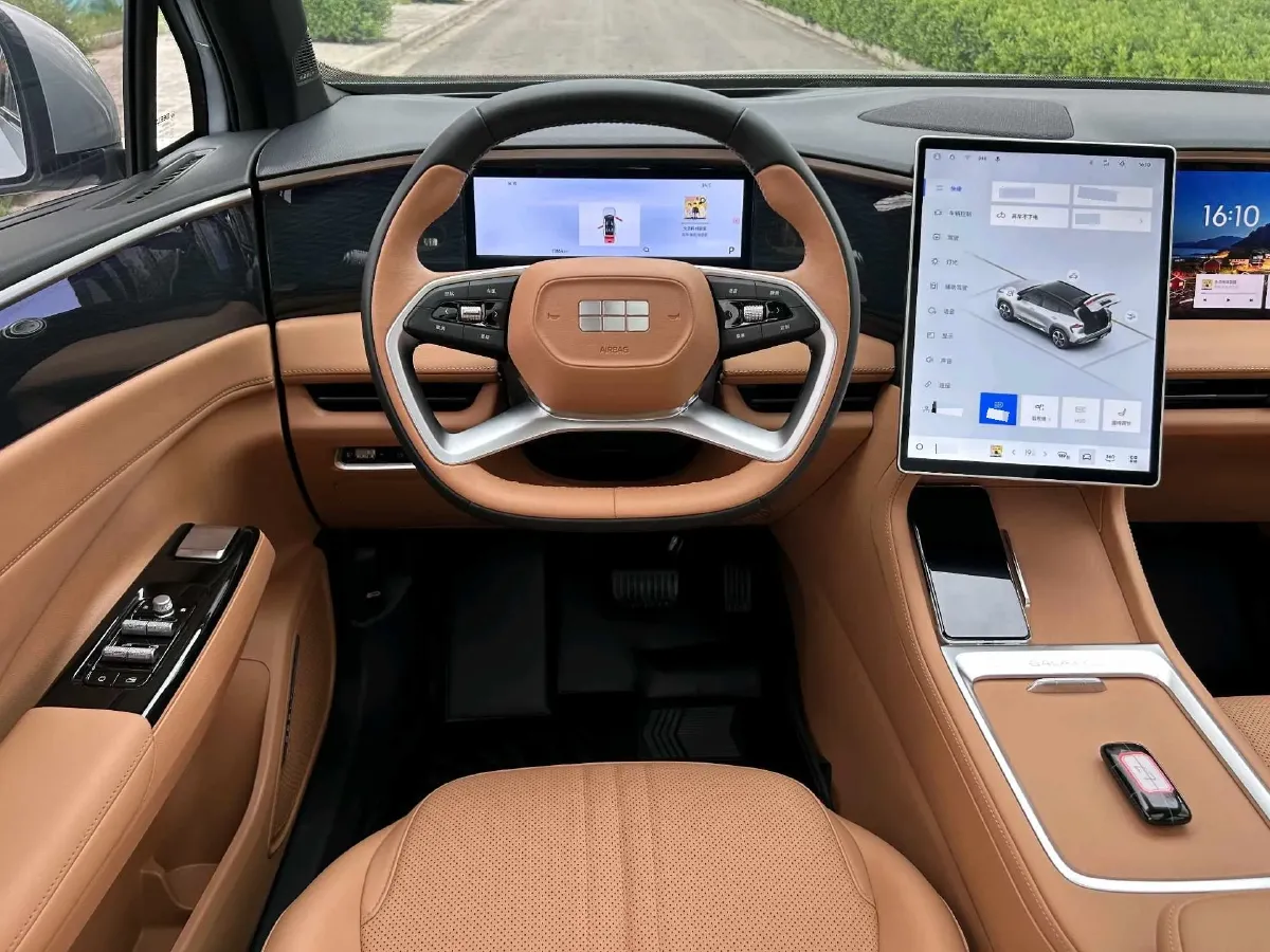 2025 Geely Galaxy L7 1.5L 112HP L4 1DHT PHEV 18.4KWH,autocango,china used car exporter,china ev exporter,chinese used car exporter,chinese used ev exporter