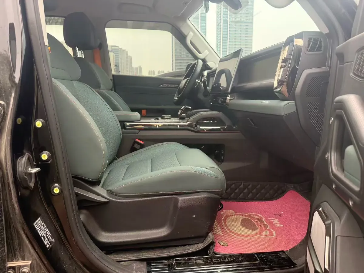 2023 Jetour Traveller 1.5T 184HP L4 7DCT,autocango,china used car exporter,china ev exporter,chinese used car exporter,chinese used ev exporter