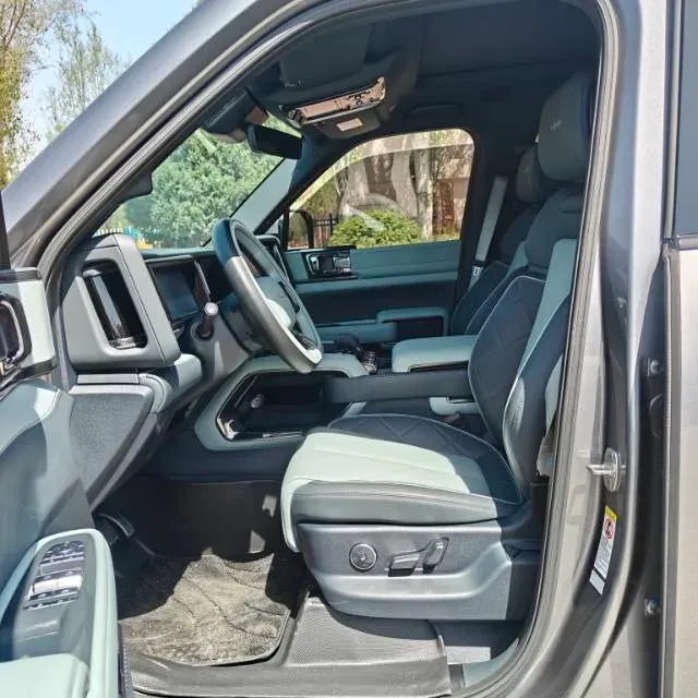 2023 FangChengBao Bao 5 1.5T 194HP L4 E-CVT PHEV 31.8KWH,autocango,china used car exporter,china ev exporter,chinese used car exporter,chinese used ev exporter