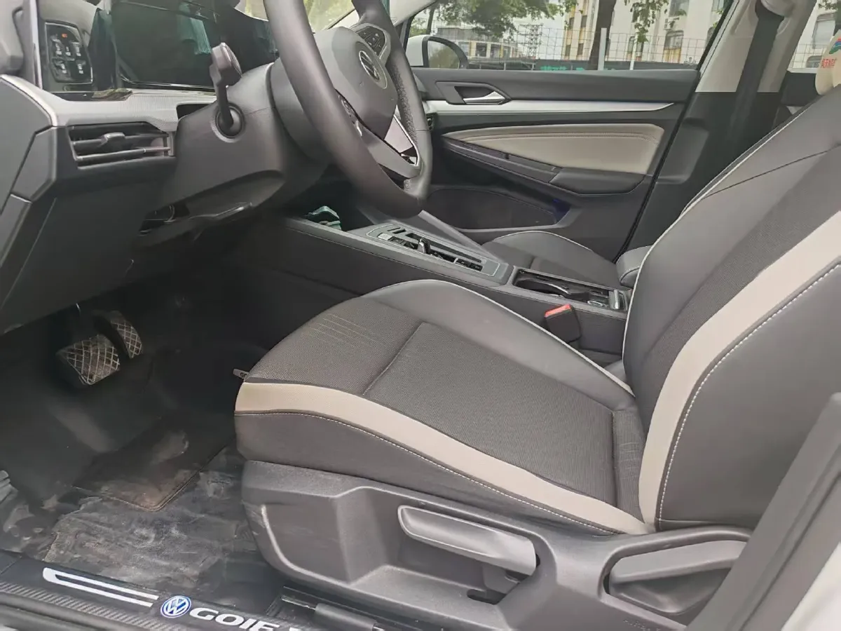 2023 Volkswagen Golf 1.4T 150HP L4 7DCT,autocango,china used car exporter,china ev exporter,chinese used car exporter,chinese used ev exporter