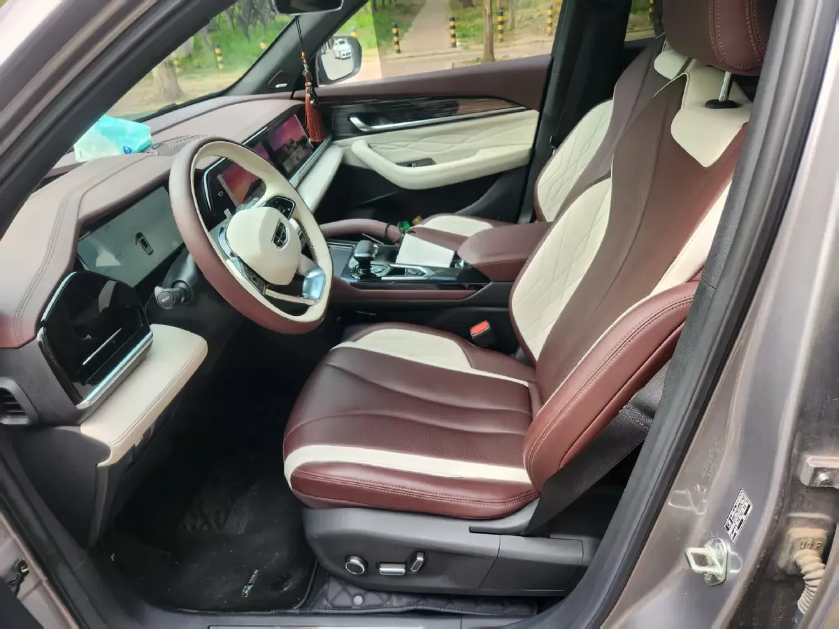 2021 Geely Monjaro 2.0T 238HP L4 8AT,autocango,china used car exporter,china ev exporter,chinese used car exporter,chinese used ev exporter