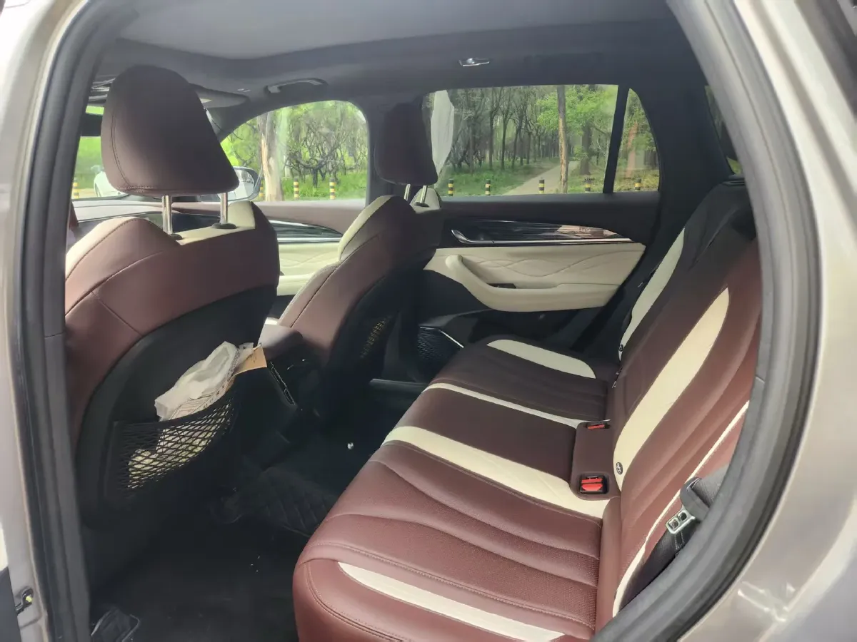 2021 Geely Monjaro 2.0T 238HP L4 8AT,autocango,china used car exporter,china ev exporter,chinese used car exporter,chinese used ev exporter