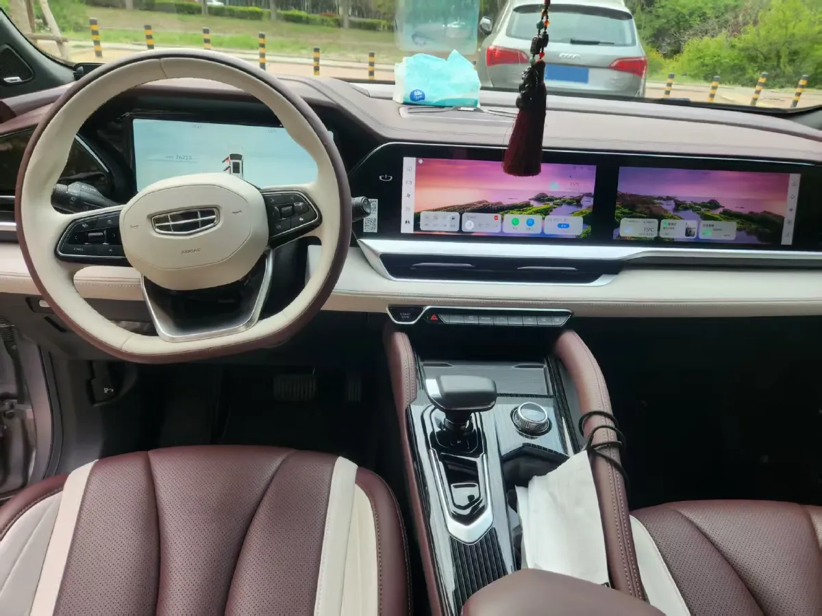 2021 Geely Monjaro 2.0T 238HP L4 8AT,autocango,china used car exporter,china ev exporter,chinese used car exporter,chinese used ev exporter