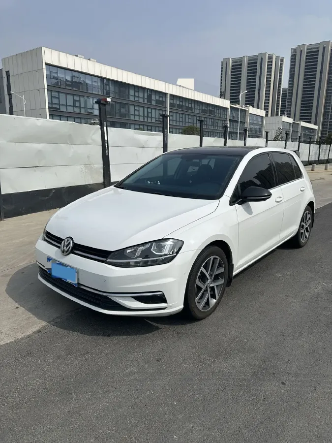 2018 Volkswagen Golf 1.4T 131HP L4 7DCT,autocango,china used car exporter,china ev exporter,chinese used car exporter,chinese used ev exporter