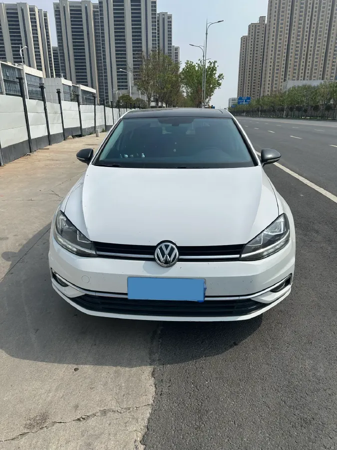 2018 Volkswagen Golf 1.4T 131HP L4 7DCT,autocango,china used car exporter,china ev exporter,chinese used car exporter,chinese used ev exporter