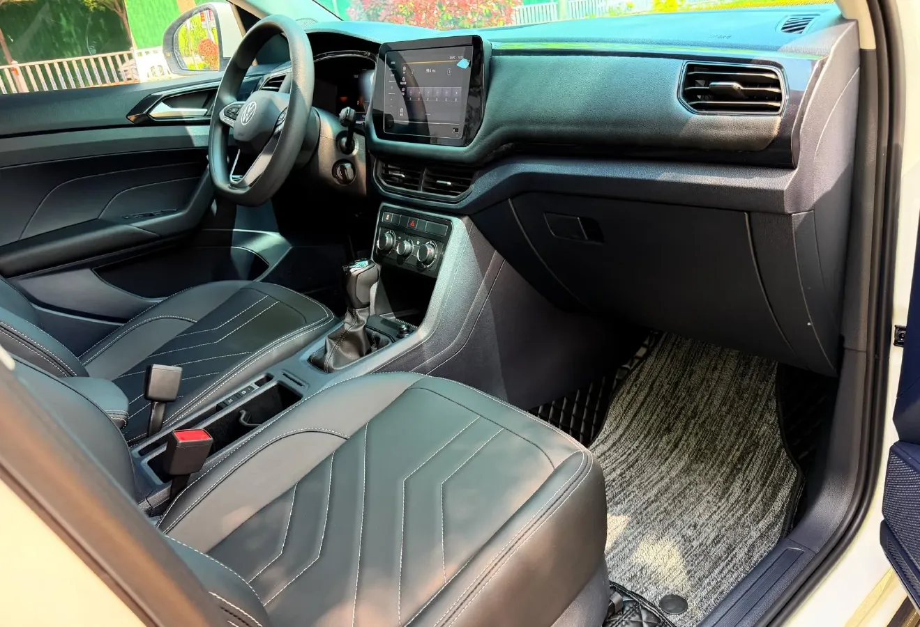 2025 Volkswagen Tharu 1.5L 110HP L4 6AT,autocango,china used car exporter,china ev exporter,chinese used car exporter,chinese used ev exporter