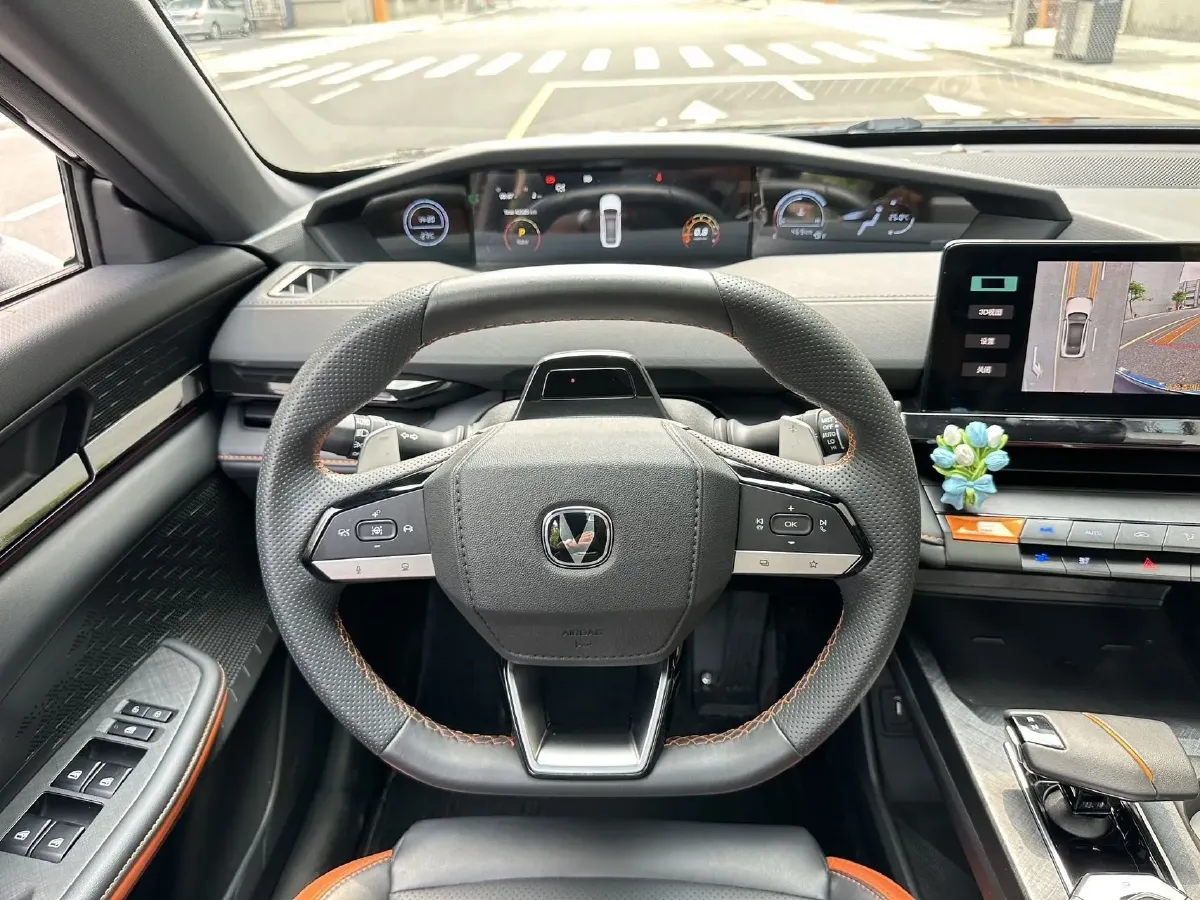 2023 ChangAn UNI-V 1.5T 188HP L4 7DCT,autocango,china used car exporter,china ev exporter,chinese used car exporter,chinese used ev exporter