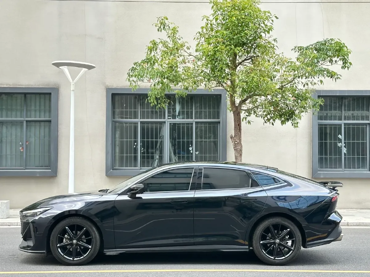 2023 ChangAn UNI-V 1.5T 188HP L4 7DCT,autocango,china used car exporter,china ev exporter,chinese used car exporter,chinese used ev exporter