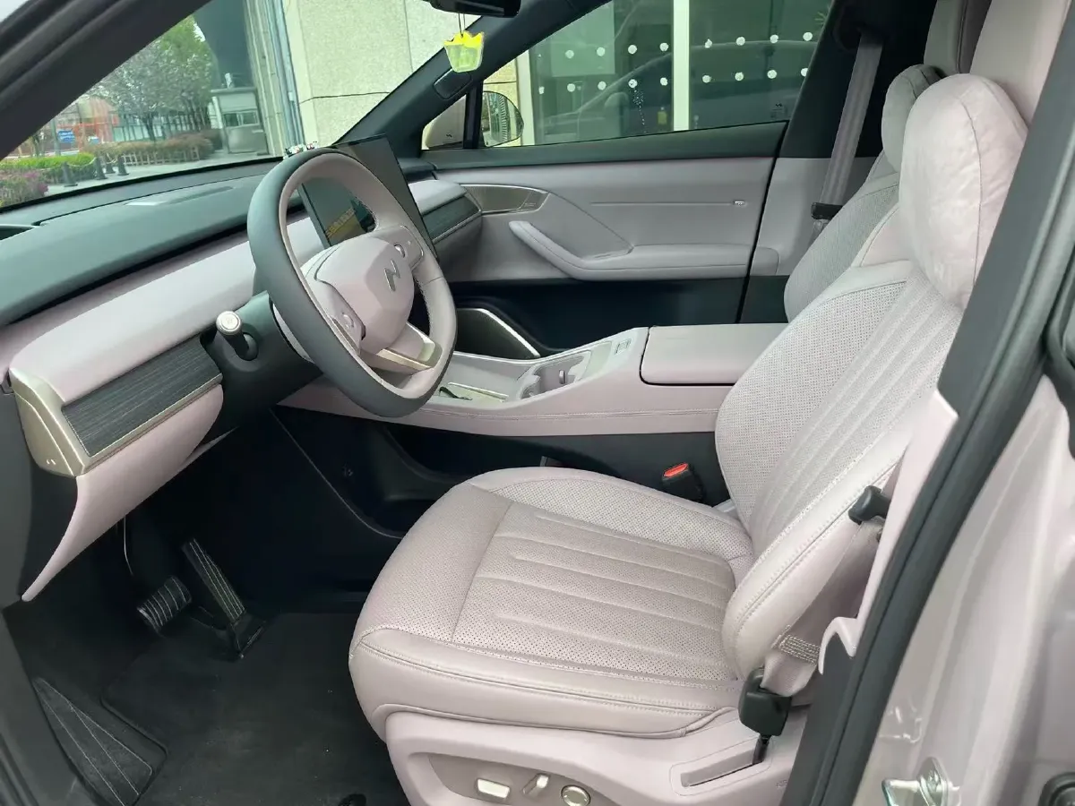 2024 ONVO L60 BEV 60KWH,autocango,china used car exporter,china ev exporter,chinese used car exporter,chinese used ev exporter