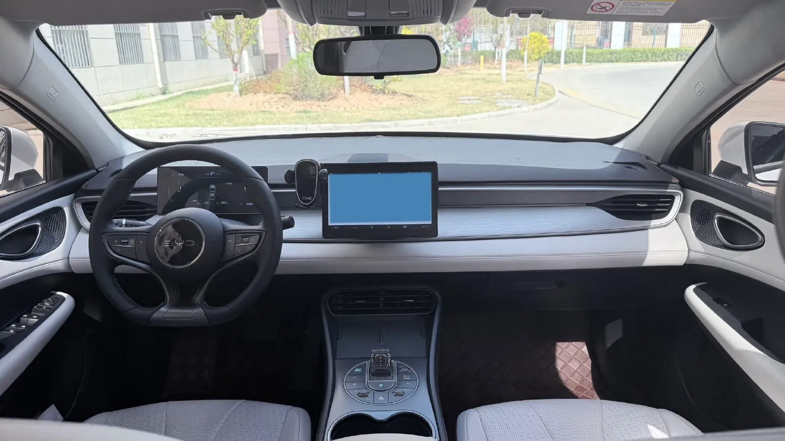 2025 BYD Seal05 DM-i 1.5L 101HP L4 E-CVT PHEV 7.68KWH,autocango,china used car exporter,china ev exporter,chinese used car exporter,chinese used ev exporter