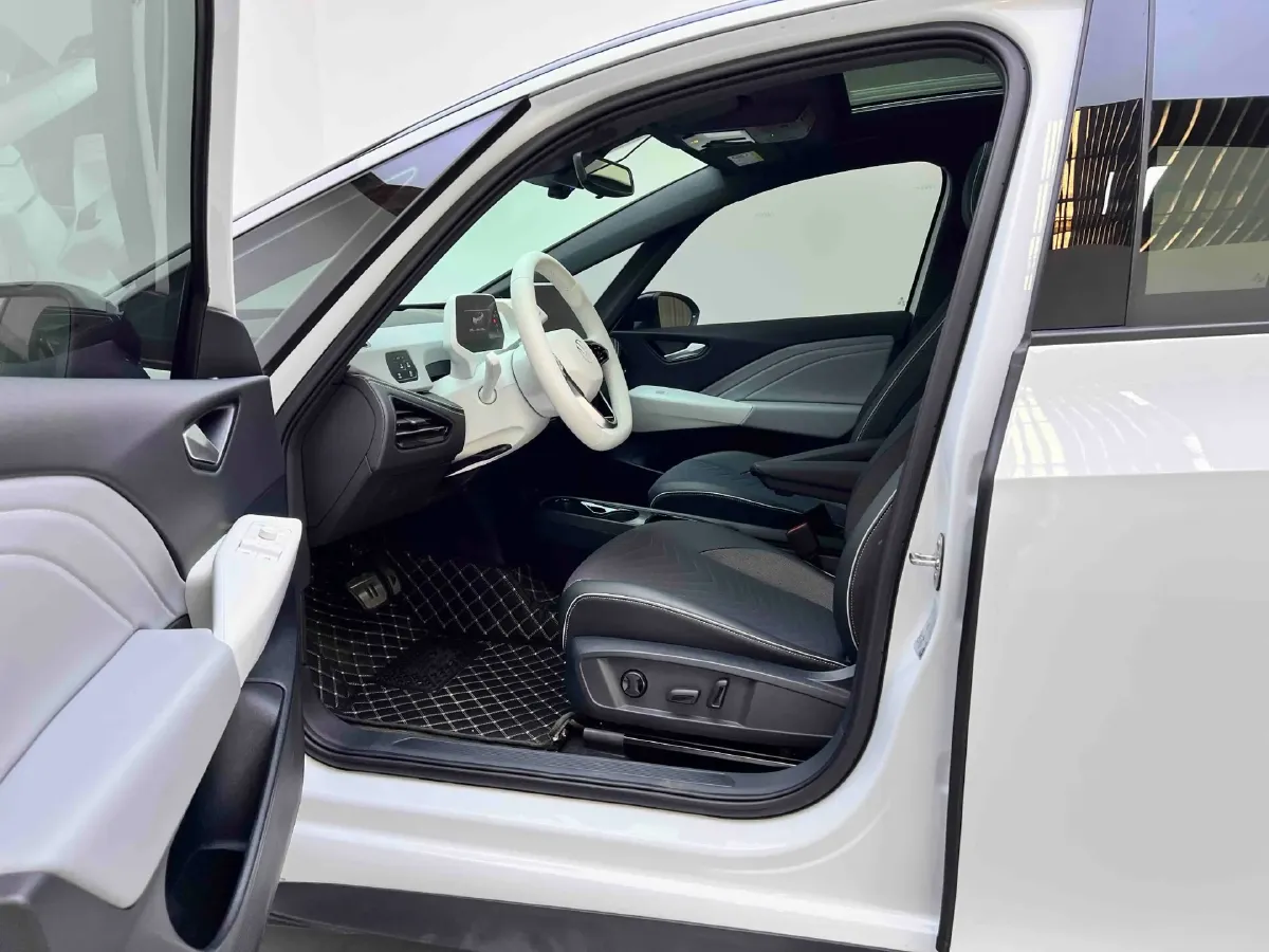 2024 Volkswagen ID.3 BEV 52.8KWH,autocango,china used car exporter,china ev exporter,chinese used car exporter,chinese used ev exporter