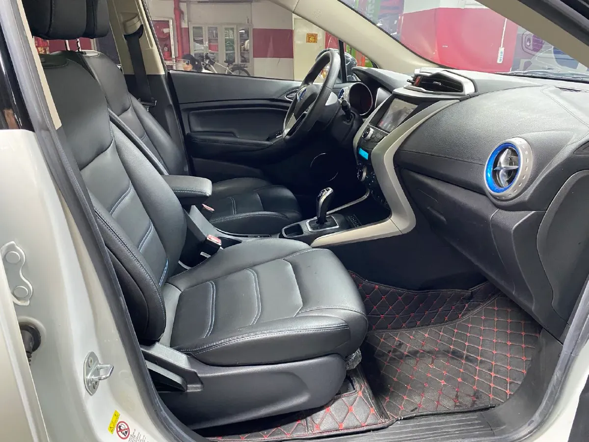 2018 BYD Yuan BEV 43.2KWH,autocango,china used car exporter,china ev exporter,chinese used car exporter,chinese used ev exporter