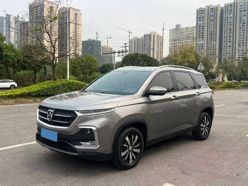 2019 BaoJun 530 1.5T 151HP L4 CVT,autocango,china used car exporter,china ev exporter,chinese used car exporter,chinese used ev exporter