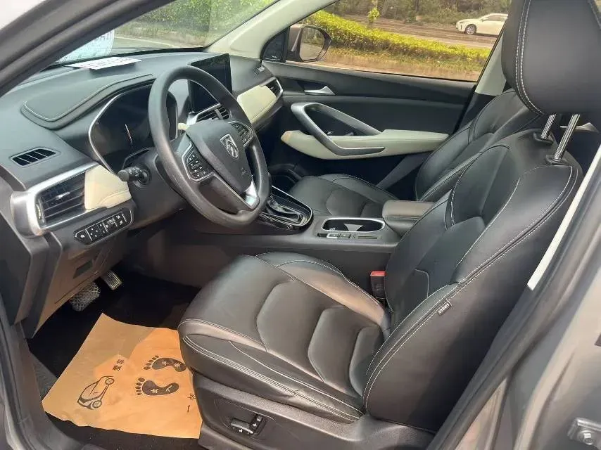 2019 BaoJun 530 1.5T 151HP L4 CVT,autocango,china used car exporter,china ev exporter,chinese used car exporter,chinese used ev exporter