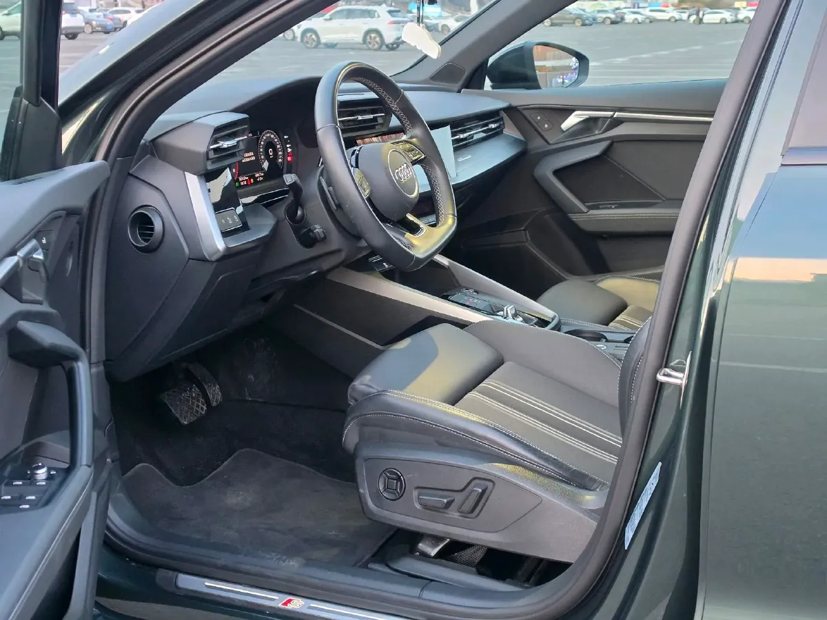 2022 Audi A3 1.4T 150HP L4 7DCT,autocango,china used car exporter,china ev exporter,chinese used car exporter,chinese used ev exporter