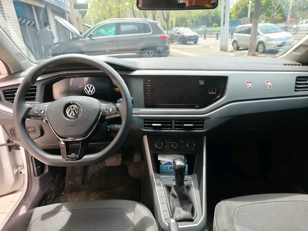 2023 Volkswagen Polo 1.5L 113HP L4 6AT,autocango,china used car exporter,china ev exporter,chinese used car exporter,chinese used ev exporter