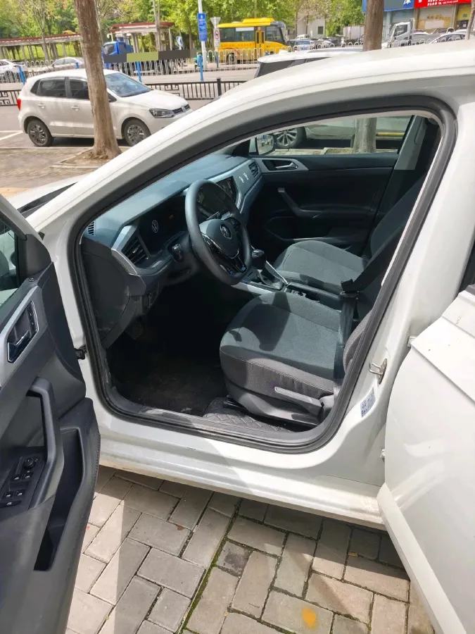 2023 Volkswagen Polo 1.5L 113HP L4 6AT,autocango,china used car exporter,china ev exporter,chinese used car exporter,chinese used ev exporter