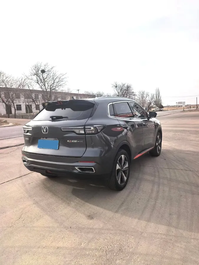 2022 ChangAn Oshan X7 Plus 1.5T 188HP L4 7DCT,autocango,china used car exporter,china ev exporter,chinese used car exporter,chinese used ev exporter