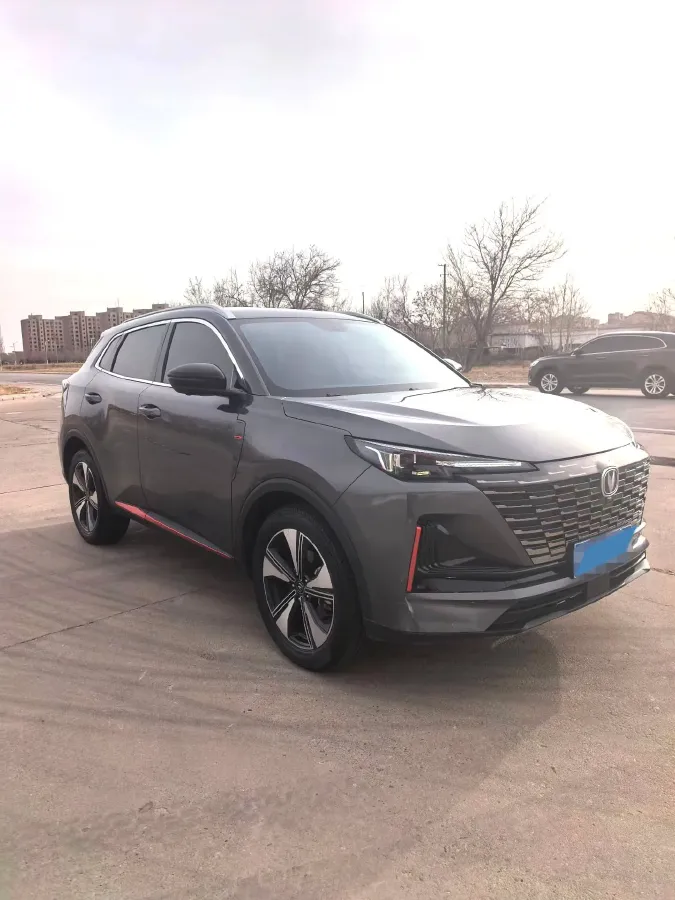 2022 ChangAn Oshan X7 Plus 1.5T 188HP L4 7DCT,autocango,china used car exporter,china ev exporter,chinese used car exporter,chinese used ev exporter