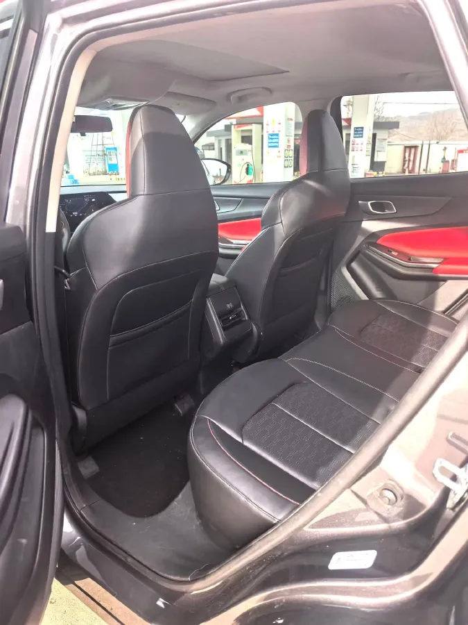 2022 ChangAn Oshan X7 Plus 1.5T 188HP L4 7DCT,autocango,china used car exporter,china ev exporter,chinese used car exporter,chinese used ev exporter