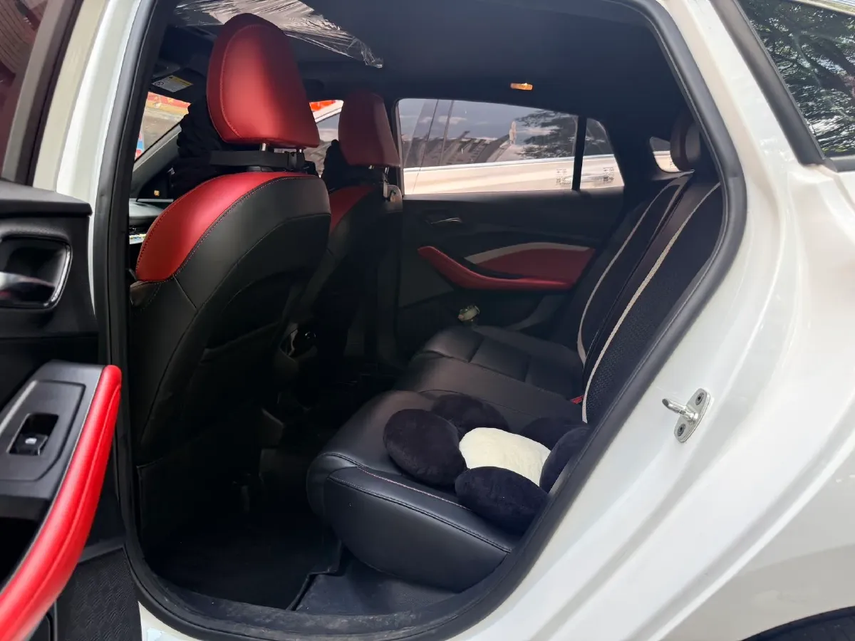 2021 MG 5 1.5L 120HP L4 CVT,autocango,china used car exporter,china ev exporter,chinese used car exporter,chinese used ev exporter