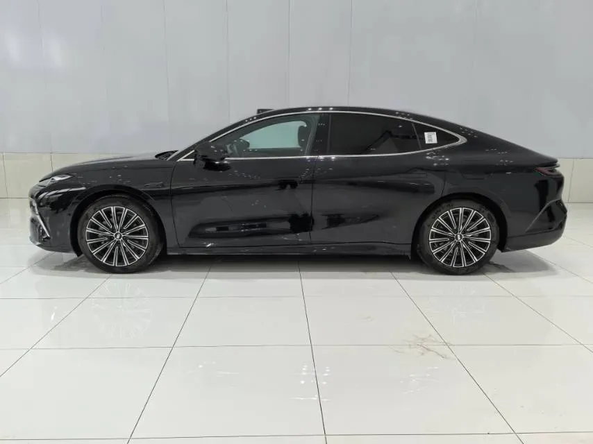 2025 Geely Galaxy Starshine 8 1.5T 163HP L4 3DHT PHEV 27.69KWH,autocango,china used car exporter,china ev exporter,chinese used car exporter,chinese used ev exporter