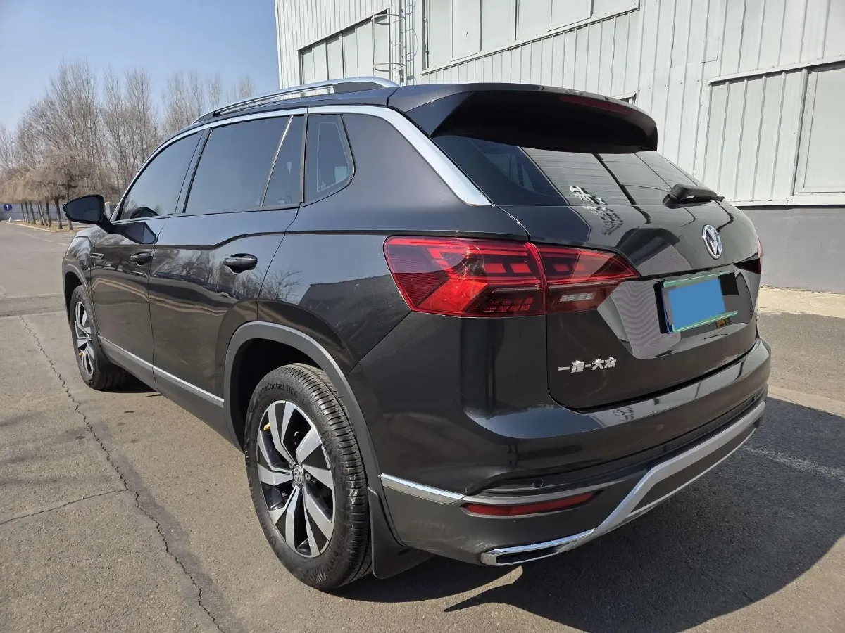 2019 MINI CLUBMAN 1.5T 102HP L3 6AT,autocango,china used car exporter,china ev exporter,chinese used car exporter,chinese used ev exporter