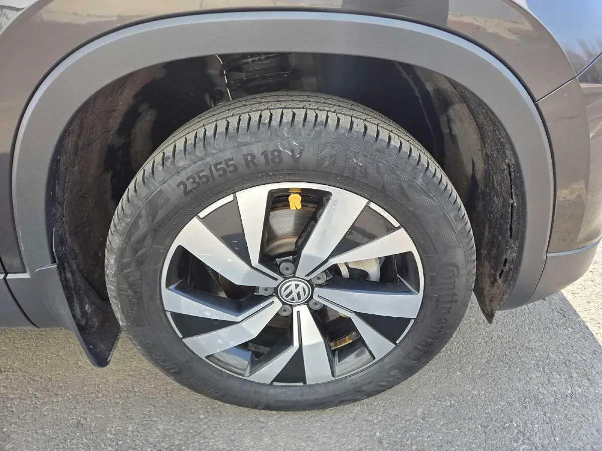 2019 MINI CLUBMAN 1.5T 102HP L3 6AT,autocango,china used car exporter,china ev exporter,chinese used car exporter,chinese used ev exporter