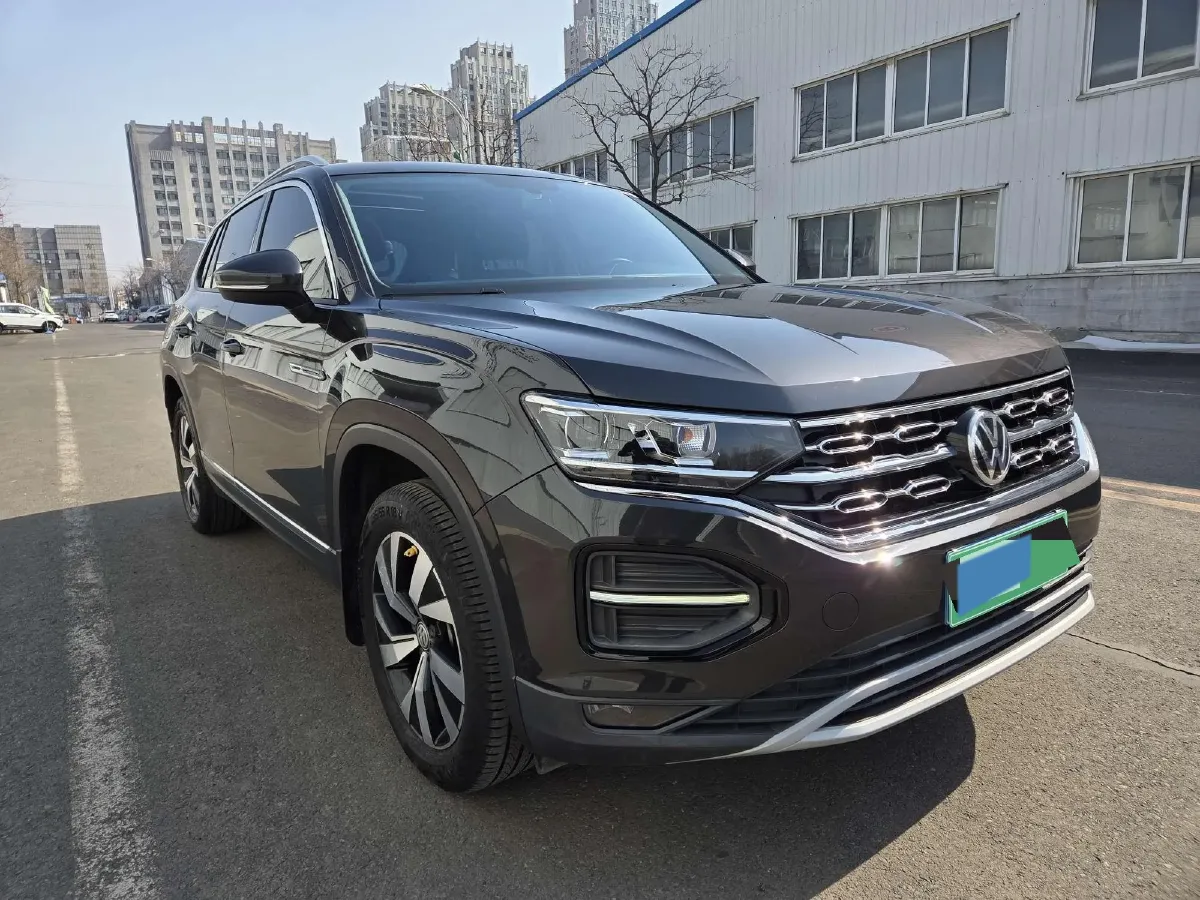 2019 MINI CLUBMAN 1.5T 102HP L3 6AT,autocango,china used car exporter,china ev exporter,chinese used car exporter,chinese used ev exporter