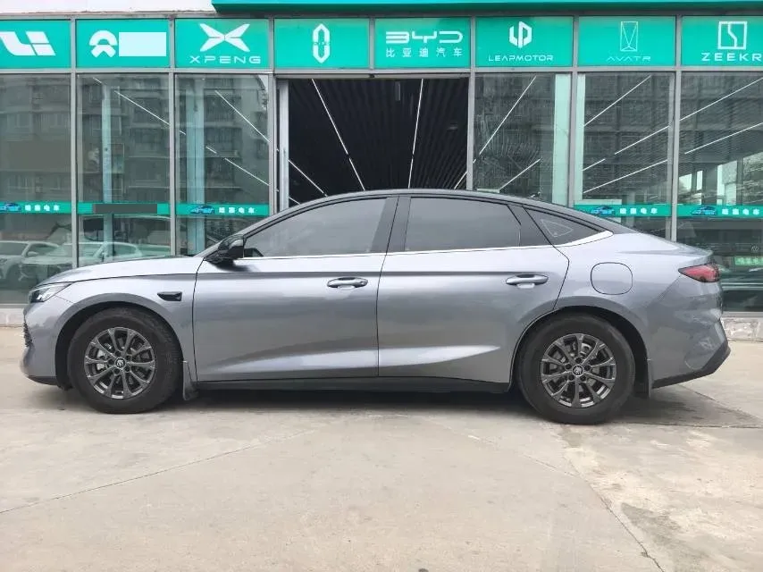 2025 BYD QinL 1.5L 101HP L4 E-CVT PHEV 10.08KWH,autocango,china used car exporter,china ev exporter,chinese used car exporter,chinese used ev exporter