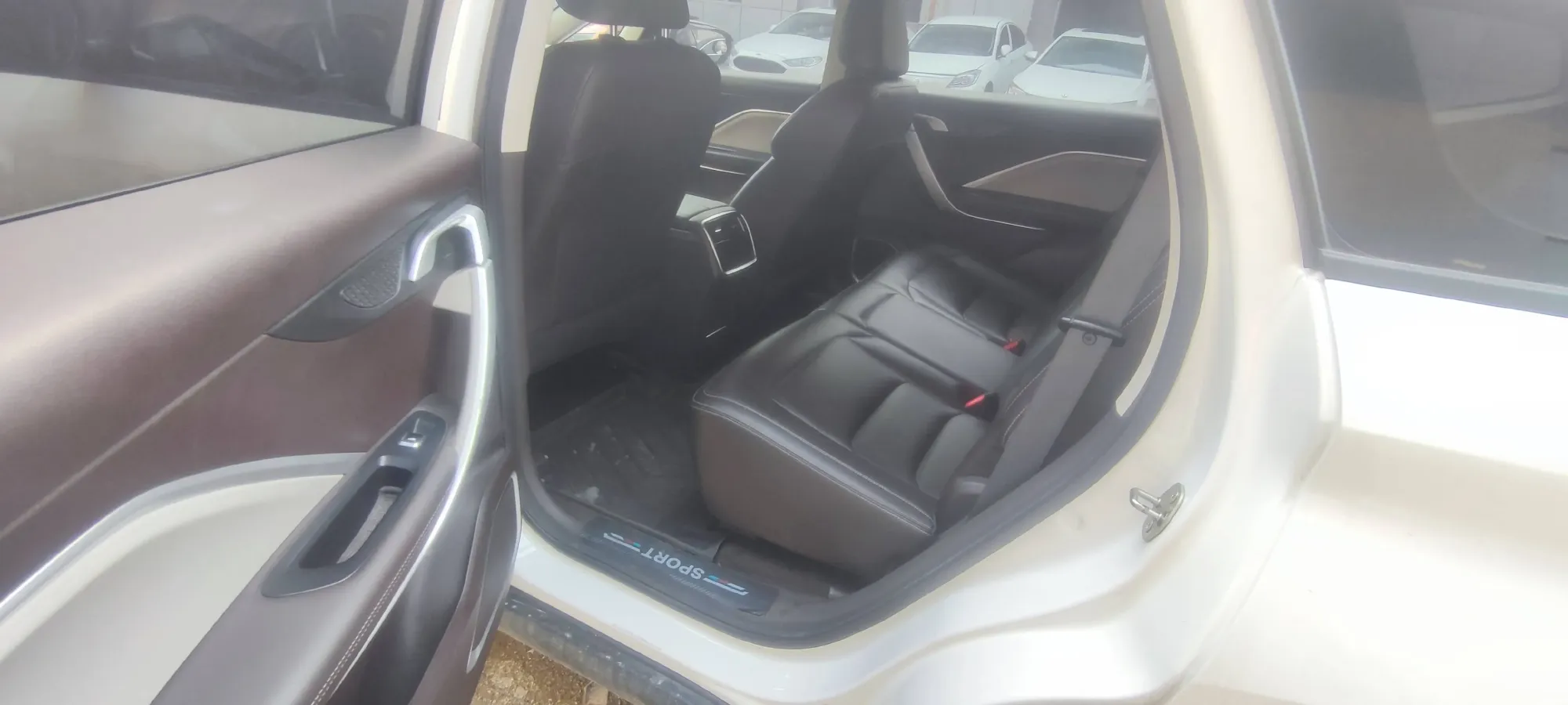 2021 Livan Maple 80v BEV 53KWH,autocango,china used car exporter,china ev exporter,chinese used car exporter,chinese used ev exporter