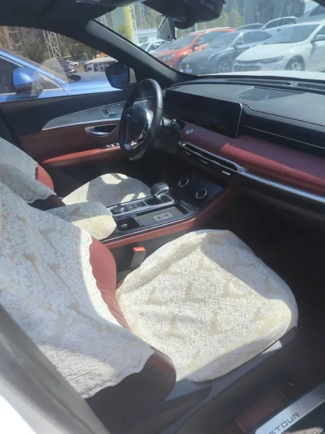 2021 Jetour X70 Plus 1.6T 197HP L4 7DCT,autocango,china used car exporter,china ev exporter,chinese used car exporter,chinese used ev exporter