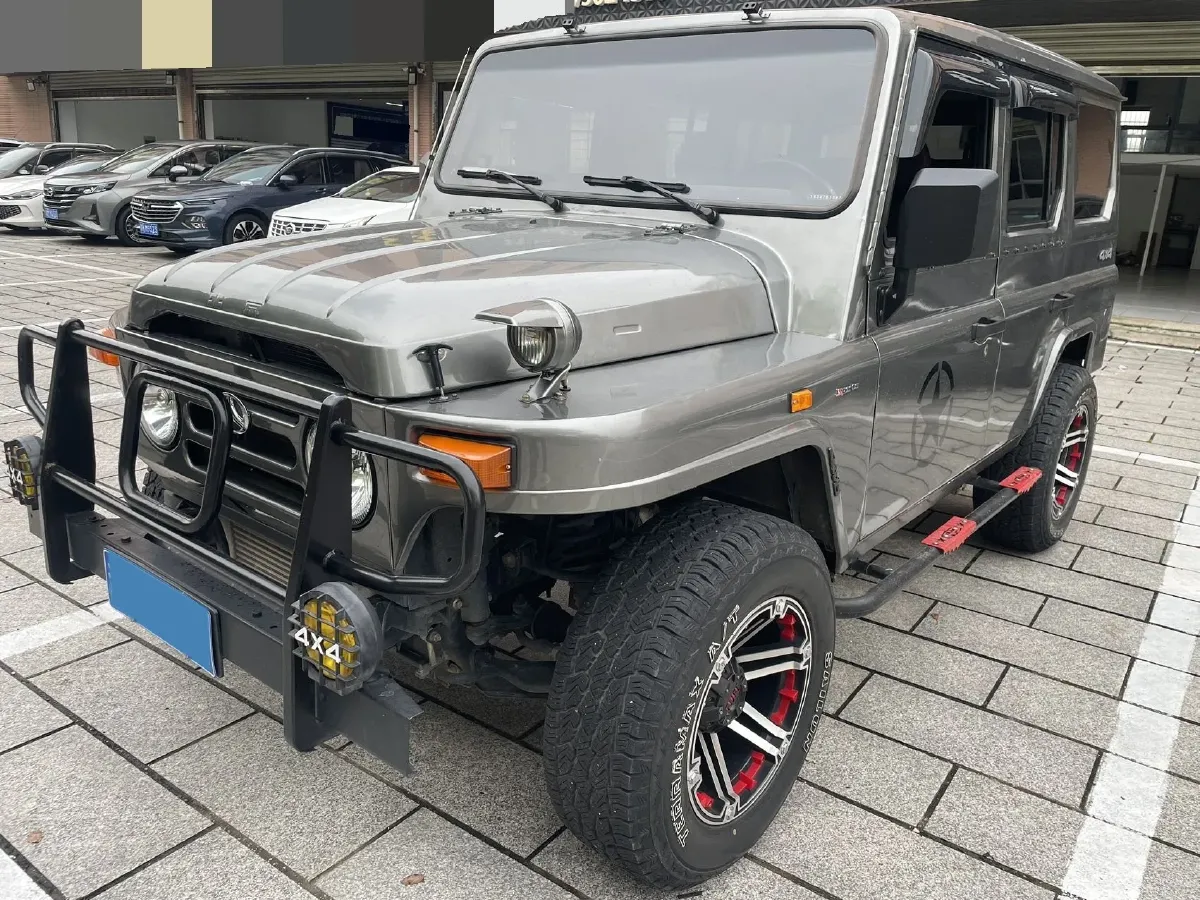 2020 BAW 212 2.4T 211HP L4 6MT,autocango,china used car exporter,china ev exporter,chinese used car exporter,chinese used ev exporter