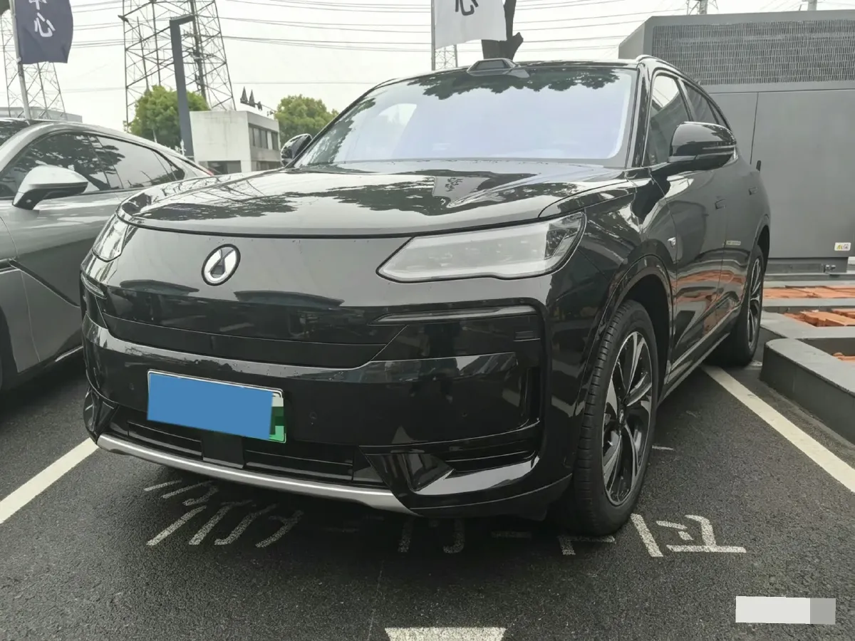2025 Denza D9 1.5T 156HP L4 E-CVT PHEV 40KWH,autocango,china used car exporter,china ev exporter,chinese used car exporter,chinese used ev exporter